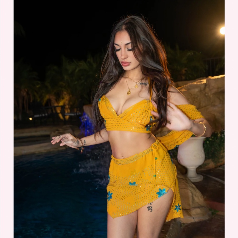Namaslay Yellow and Blue Two-Piece Set